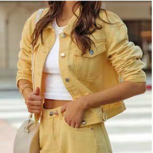 VICI - dee elly - Cropped Denim Jacket in Marigold